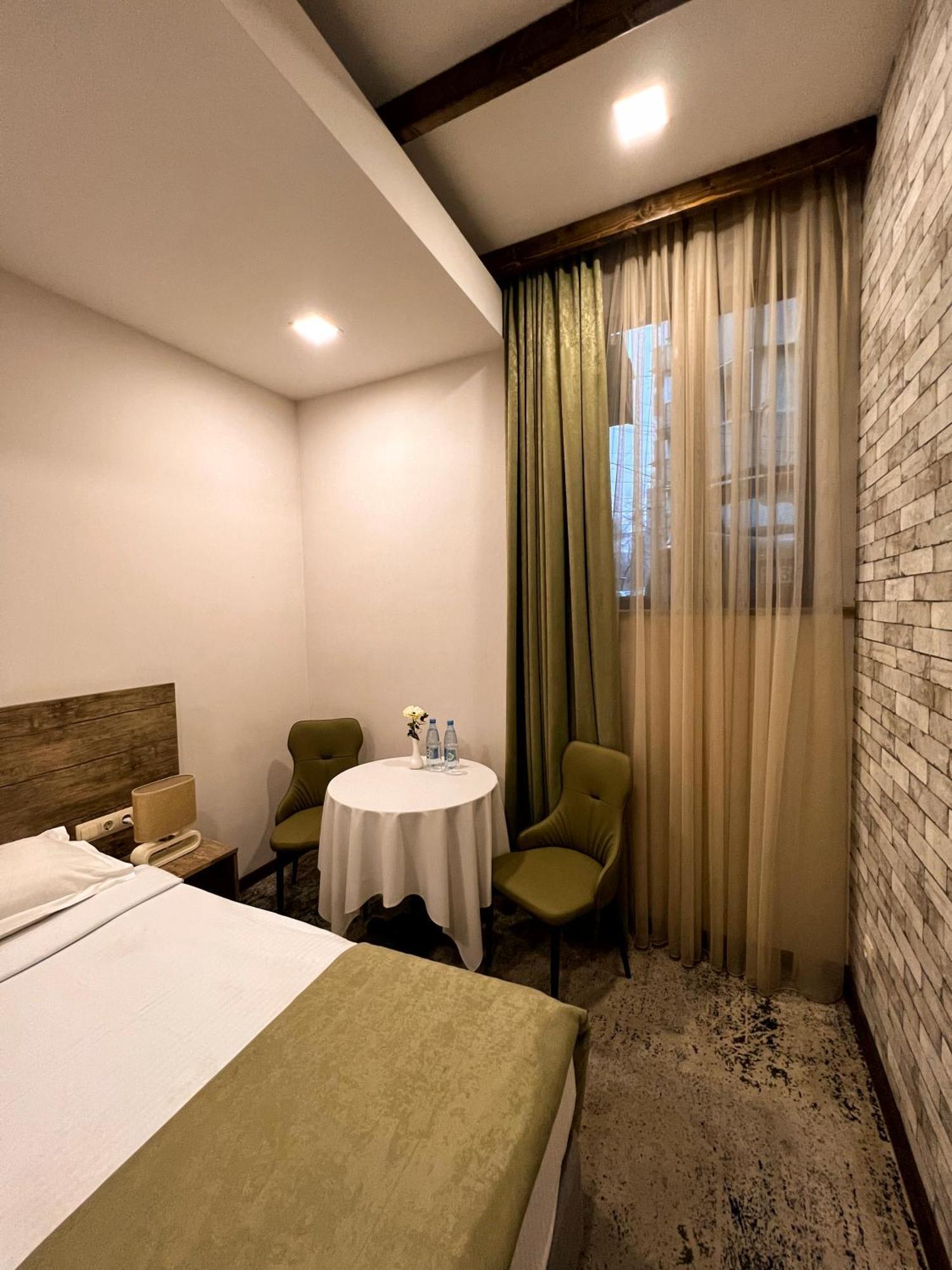 Evn Boutique Hotel Jerevan Rum bild
