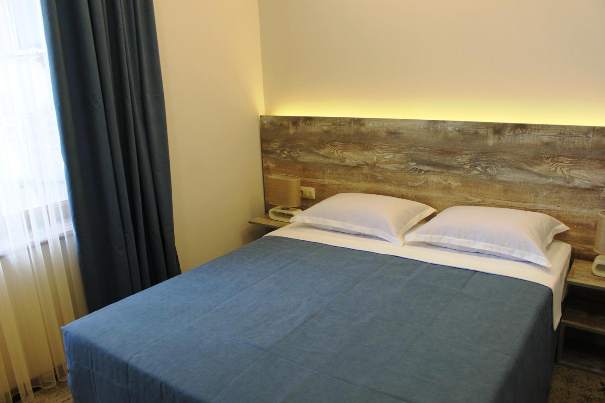Evn Boutique Hotel Jerevan Exteriör bild